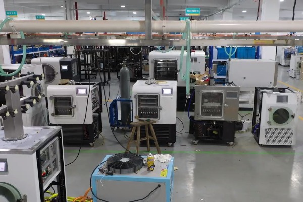 多種型號冷凍干燥機(jī)與層析實(shí)驗(yàn)冷柜生產(chǎn)現(xiàn)場實(shí)拍視頻