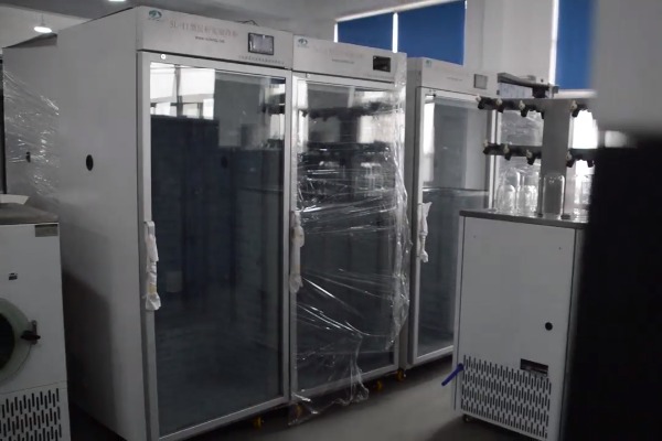 多種型號冷凍干燥機(jī)與層析實(shí)驗(yàn)冷柜產(chǎn)品實(shí)拍視頻