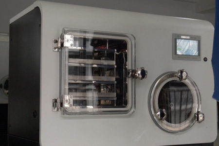 必看!2025實驗型冷凍干燥機哪家好,寧波新芝凍干設備實驗室冷凍干燥機定制廠家脫穎而出！